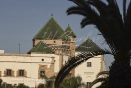 Image du Maroc Professionnelle de  La Mahkama, L’un deux monuments-joyaux de la cité des Habous, son concept combine le style  andalous et le néogothique. parmi les endroits les plus pittoresques de Casablanca, la Cité de Habous conçue par les architectes Auguste Cadet et Edmond Brion d’après l’ébauche d’un premier plan-masse dû à Albert Laprade. Situé près du Palais Royale, ce joyau architectural est le point de départ de la nouvelle médina de la ville, Samedi 8 Novembre 2008. Le quartier des Habous fait partie du patrimoine architectural de Casablanca. (Photo / Abdeljalil Bounhar) 